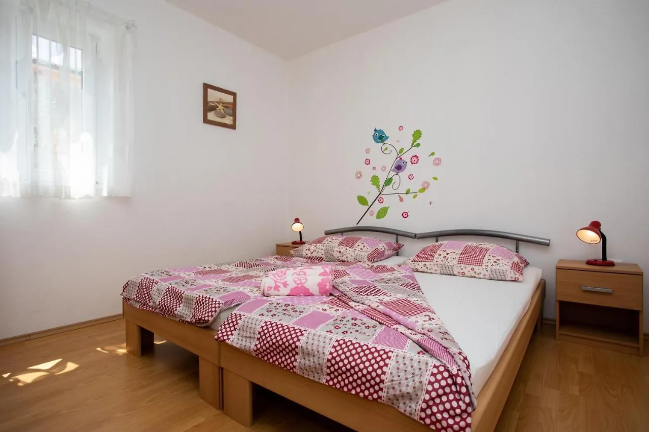 Apartments Katarina Šilo Croacia