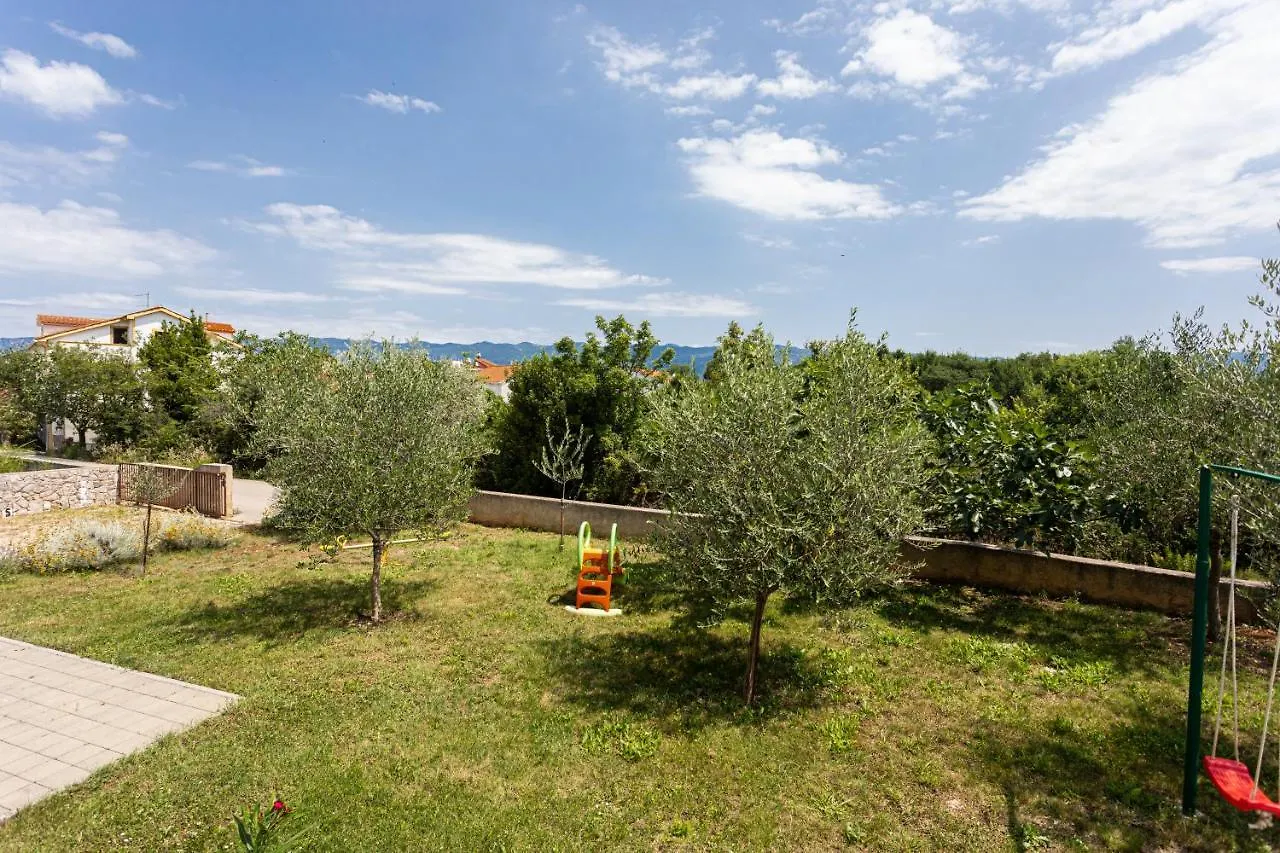 Apartments Katarina Silo  0*, Silo (Krk) Croatia