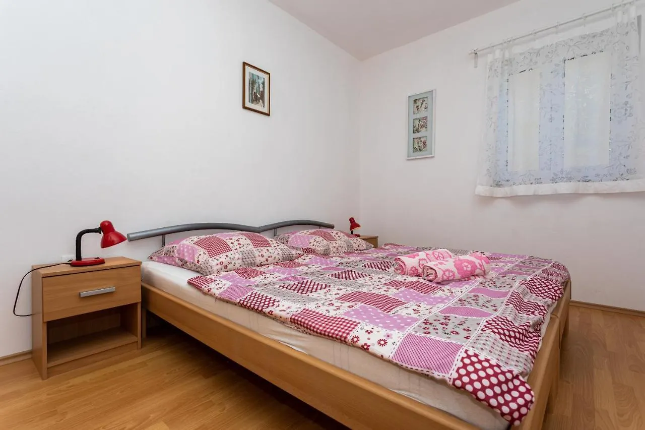 Apartments Katarina Silo
