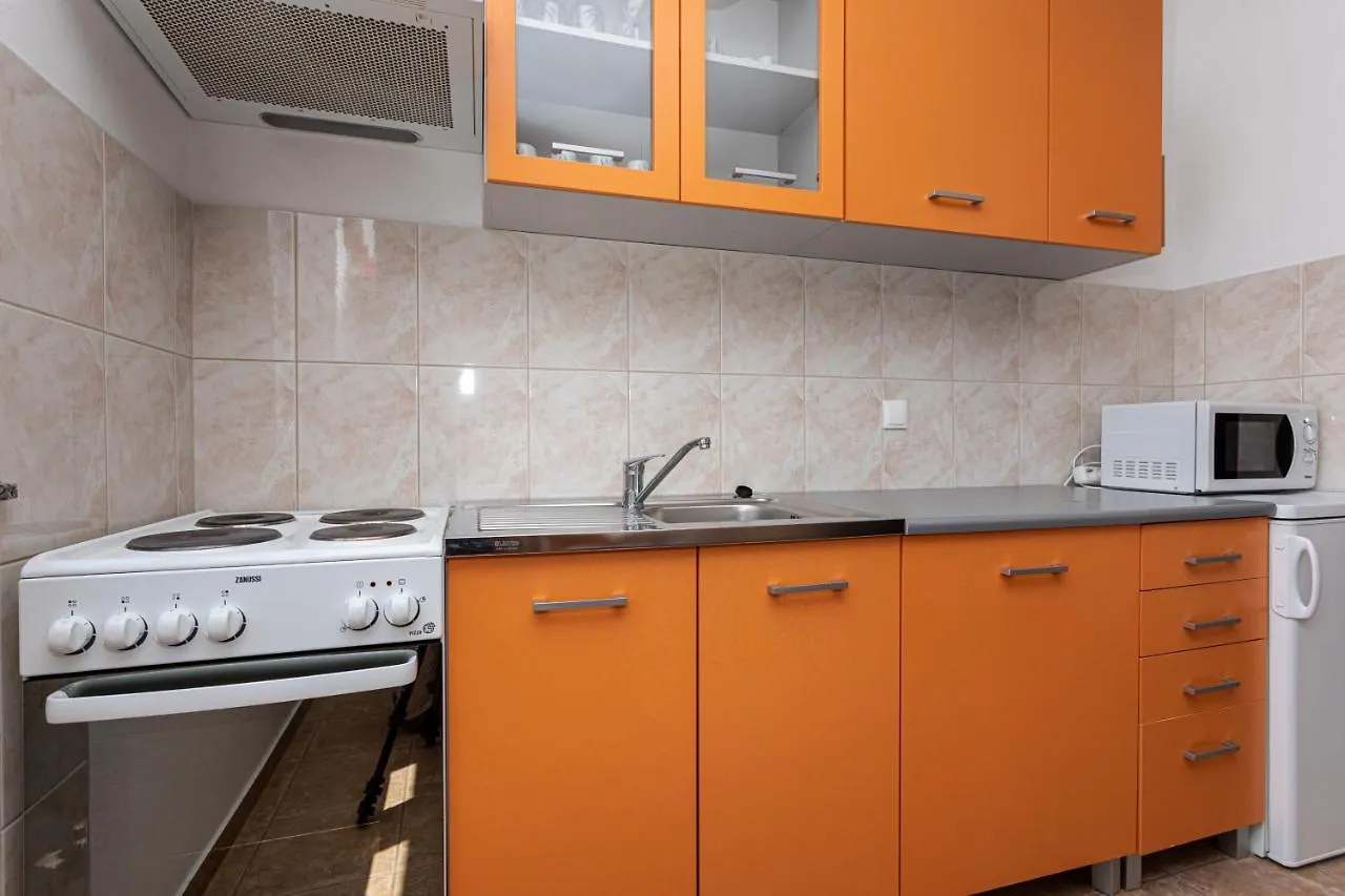 Apartments Katarina Šilo