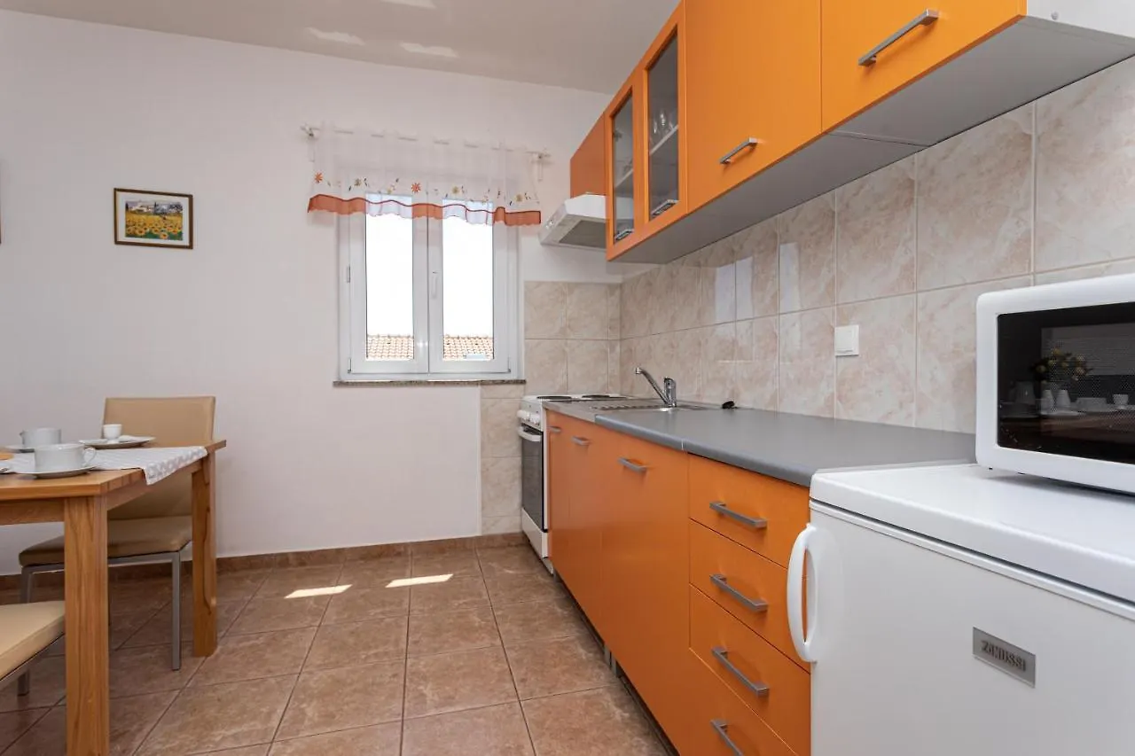 Apartments Katarina Silo